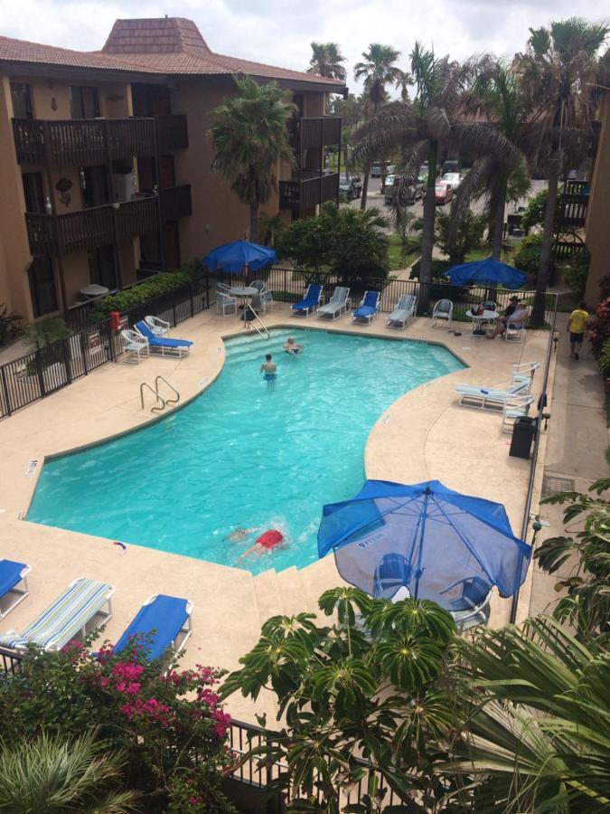 Tiki 133 - Just Steps From The Beach South Padre Island Exterior photo