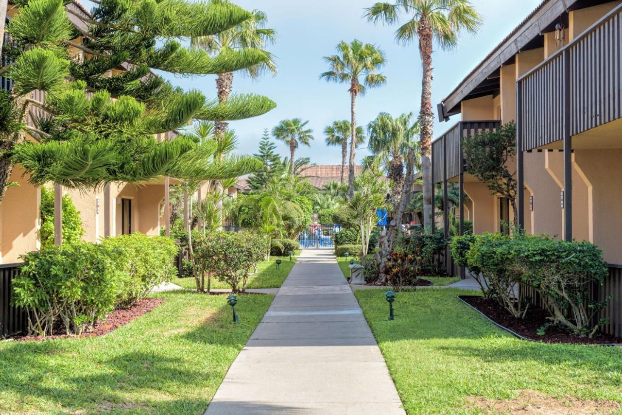 Tiki 133 - Just Steps From The Beach South Padre Island Exterior photo